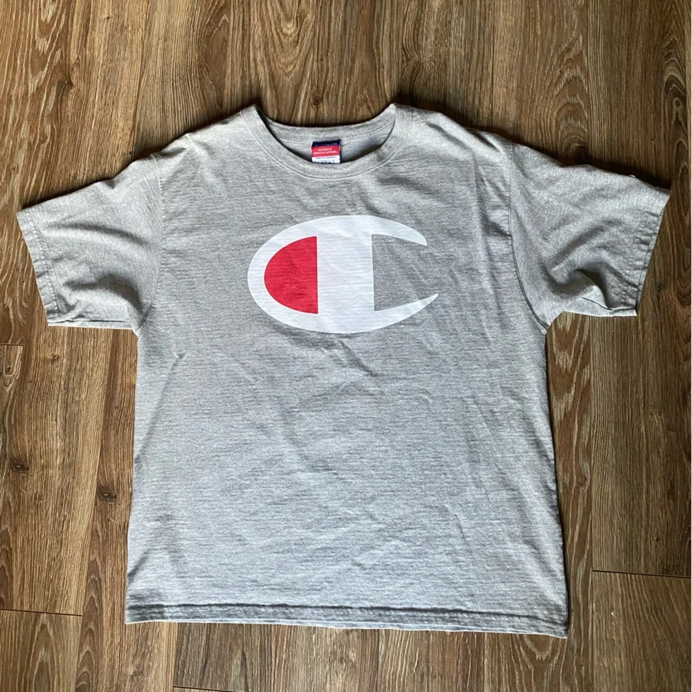 Champion Logo Men’s T-Shirt - Picture 2 of 7
